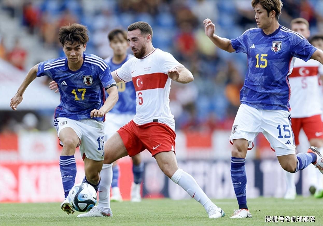 阿根廷世预赛3-0,德国2-1法国,日本2连胜欧洲队_比赛_土耳其_意大利