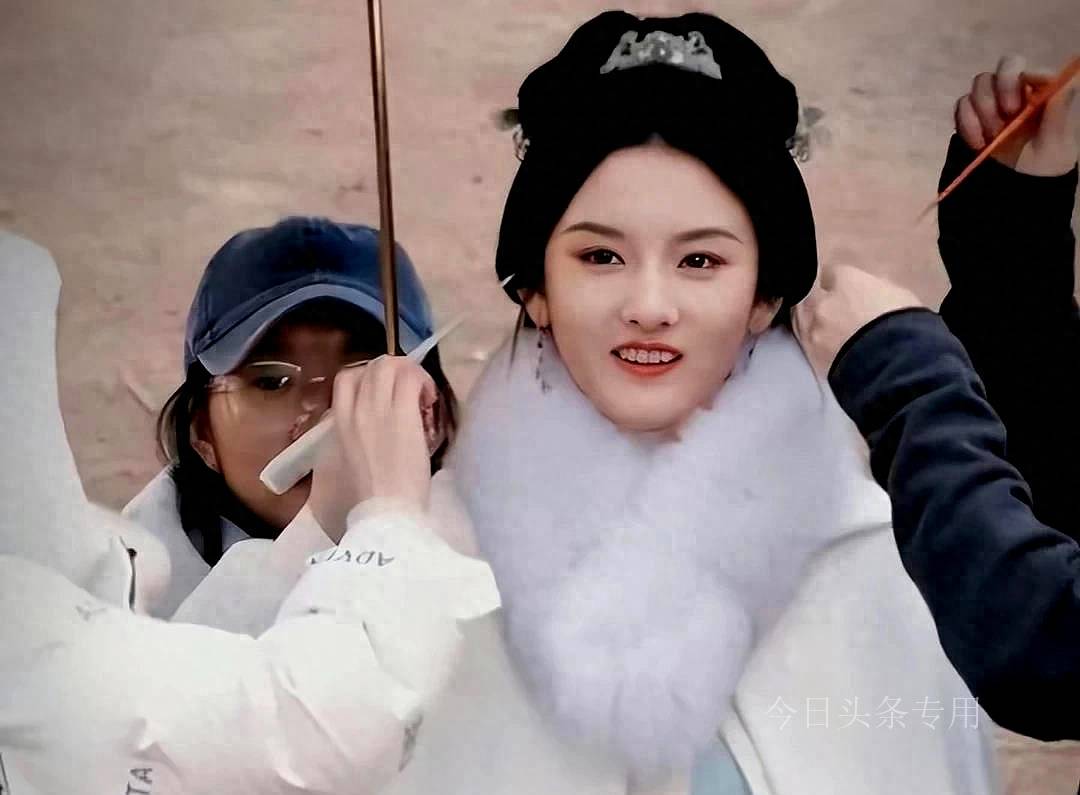 又塌一个,蒋依依偷税漏税被查实,吴磊成最大赢家?_相关_事业_资料