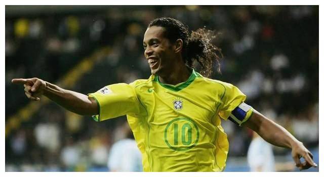 拉莫斯:小罗是足坛最具魔力的球员,c罗跟梅西的竞争已经结束了_技术