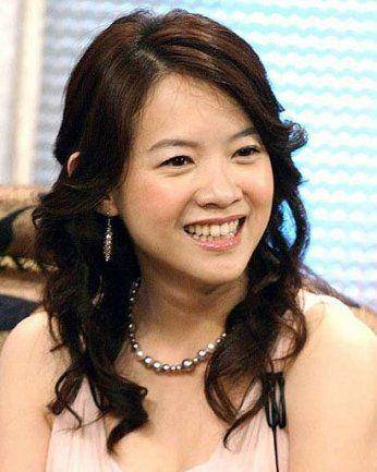 曾宝仪:与小s反目成仇,因曾志伟八卦风波受牵连,连写11年遗书