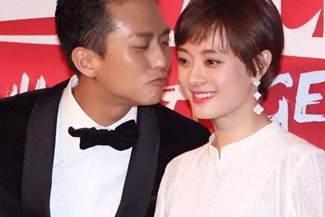 的婚姻亮红灯了,要离婚,他出轨了个19岁的嫩模,之前还传他出轨安以轩