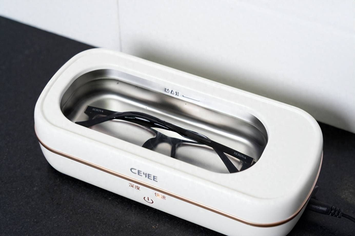 清洁更具杀菌，希亦超声波清洗机带来便捷高效清洁体验