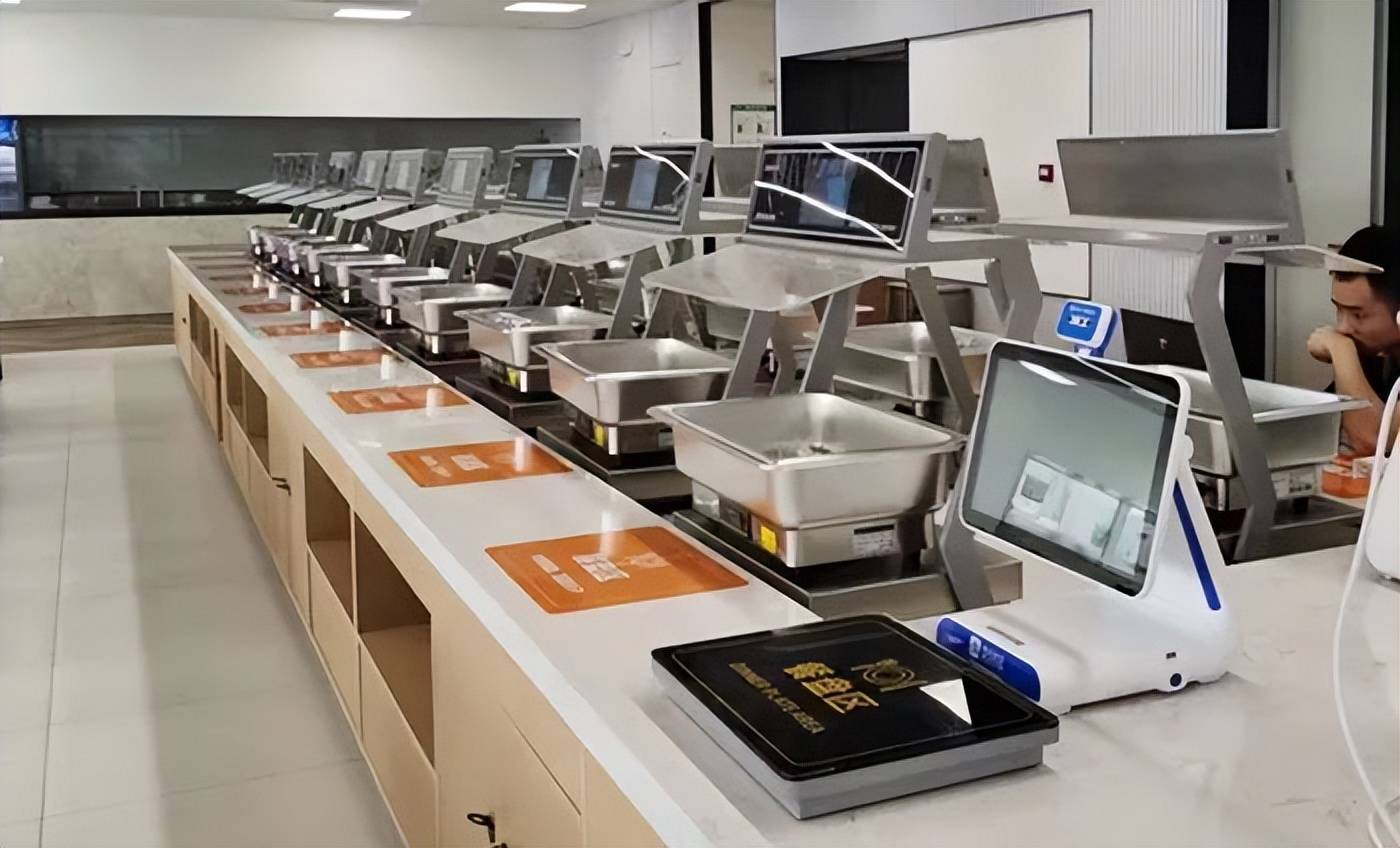奥比中光升级智慧饭堂,团餐自助绑盘机提升用餐效率_食堂_结算_识别