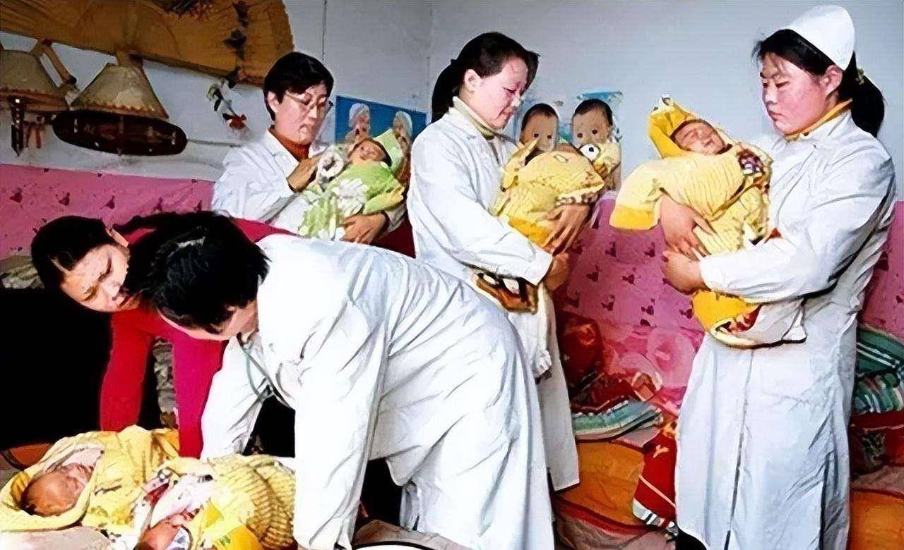 中国首例5胞胎,真人奥运五福娃,妈妈却坦言如果重来,一个不要