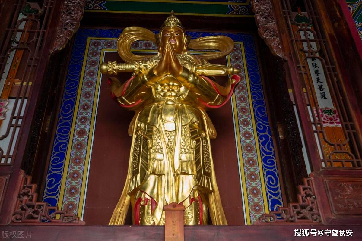 9月15日是农历八月初一"金甲神"诞辰.