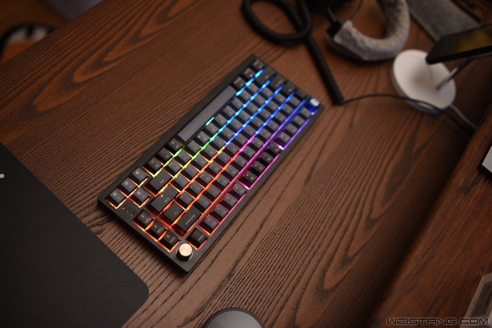 美商海盗船k65 plus 75%三模无线游戏键盘评测_特写_设计_蓝牙