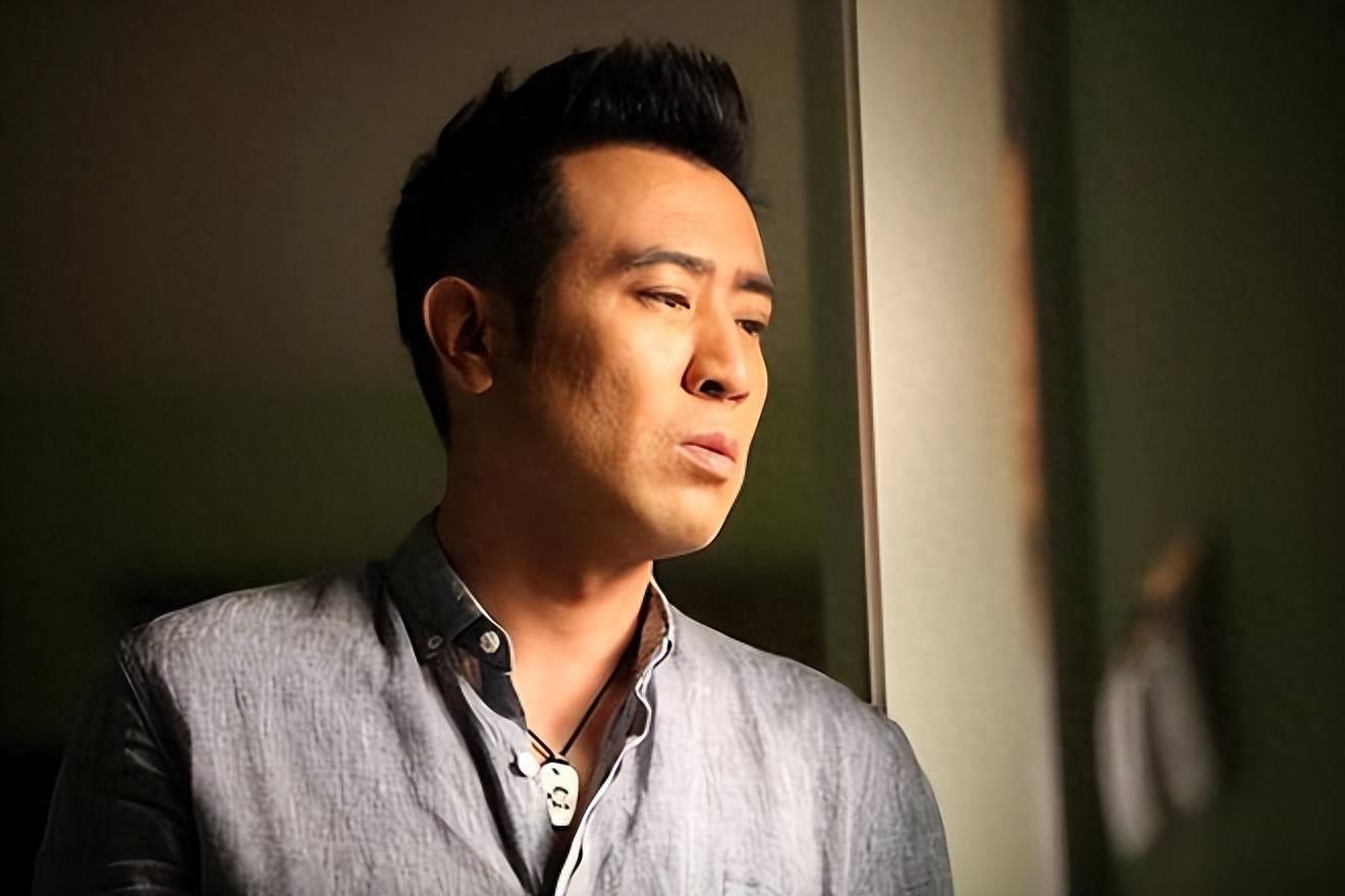 大器晚成于和伟,在新剧饰演黑老大,网友:查查吧,不像是演的!