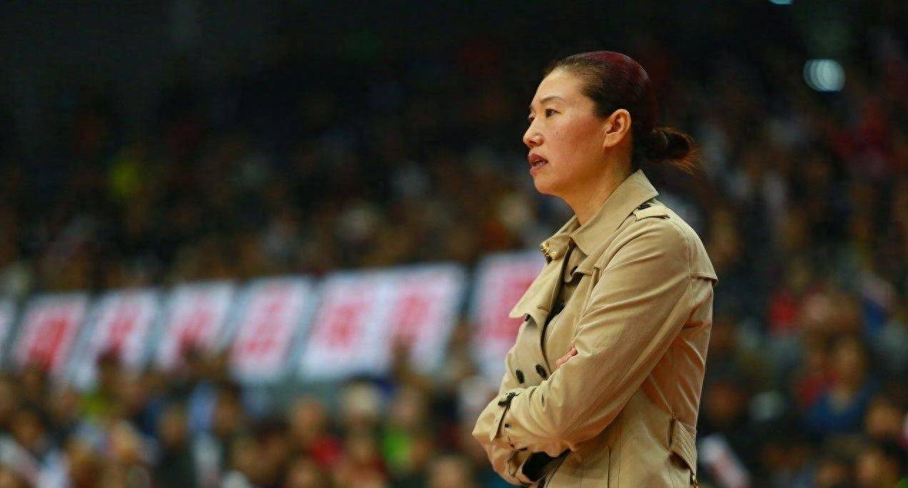 携手顶级中锋,豪言冲击前三_上海男篮_展淑萍_wcba