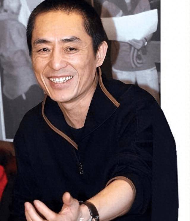 张艺谋陪同模特酒店一夜,记者第2天问模特,模特惊天回答!