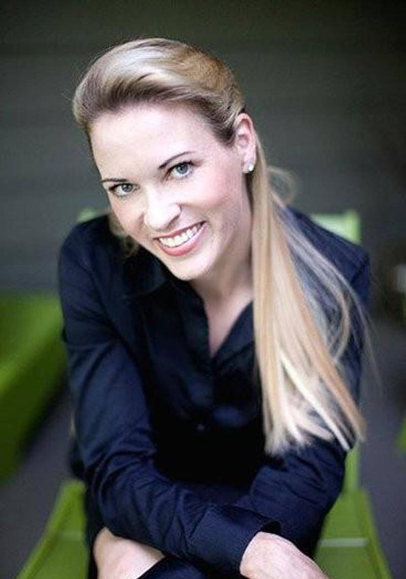 苏茜:美国田径名将获奖无数,为图刺激成应召女郎,时薪600美元_奥运会