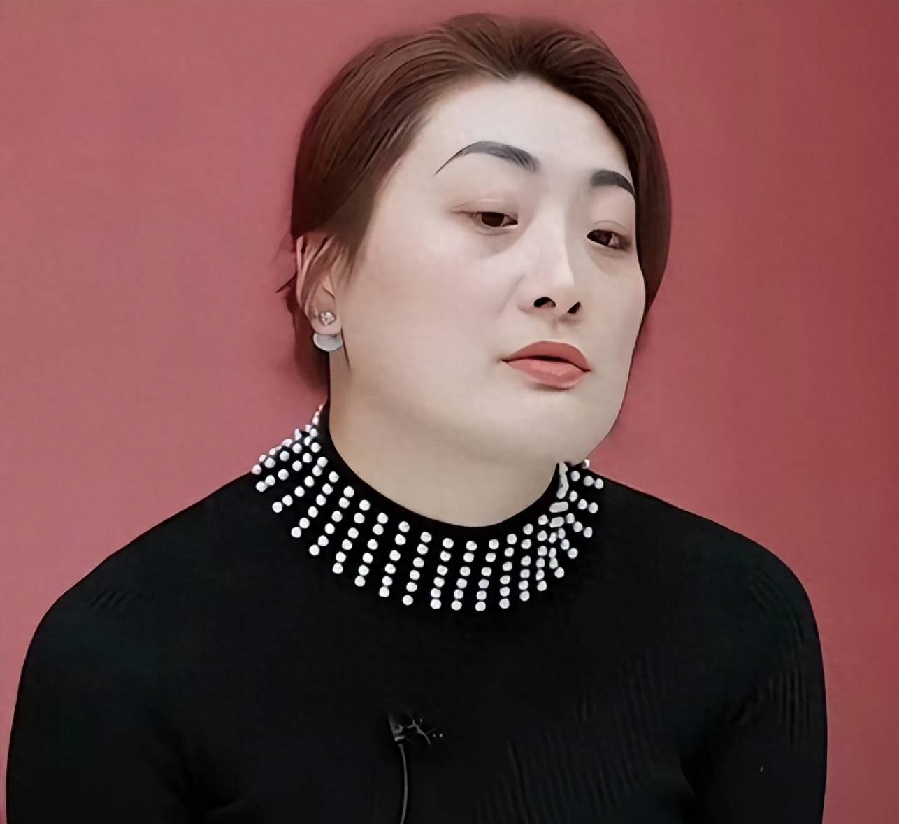 41岁宗馥莉:身材走样发胖明显,有钱人不屑追她!婚姻大事难成!