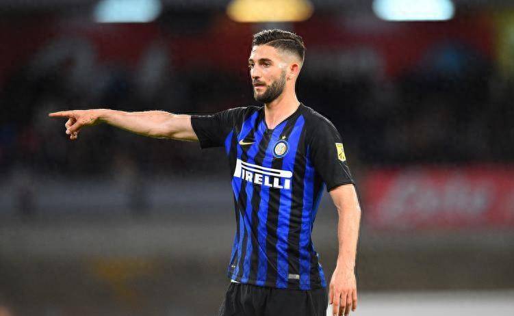 米兰替补预备队不敌小坎比亚索,因圣支招重返国米之路,1比0告捷_加利