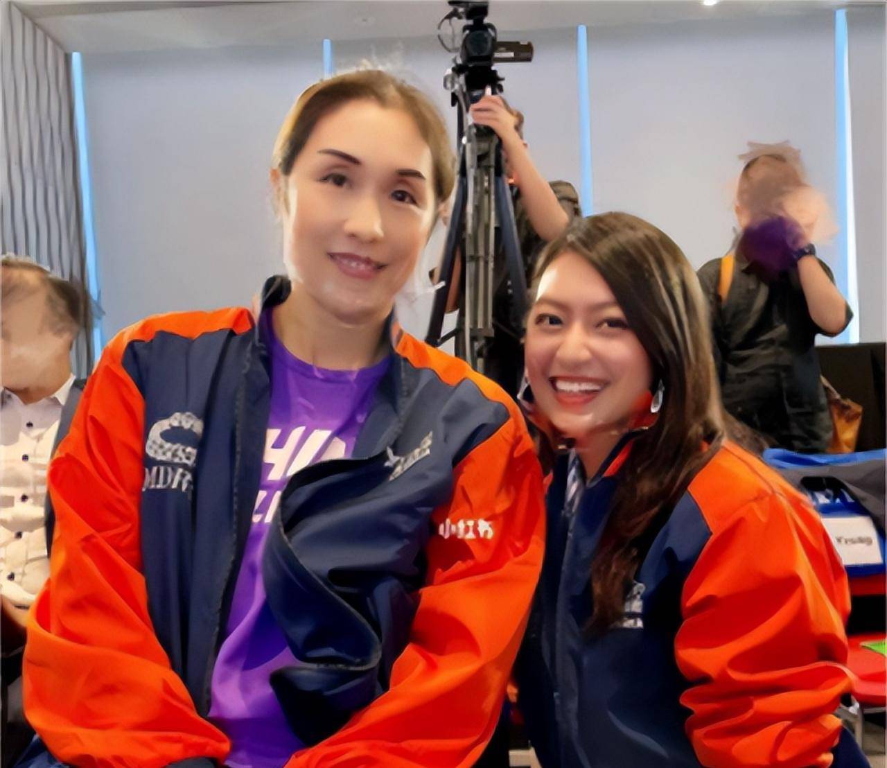 50岁前女排队长近况:面容松弛不复甜美,皱纹明显模样苍老_孙玥_排球