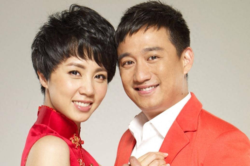 "顶"女人屁股,以"好男人"自居却睡女大学生,黄磊人设崩了?