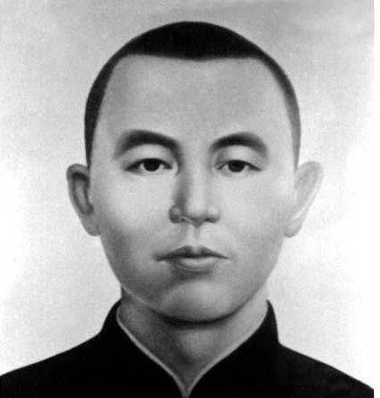 刘作述,又名刘纯德(曾叫刘圣明),1905年7月出生于江西省永新县里田乡