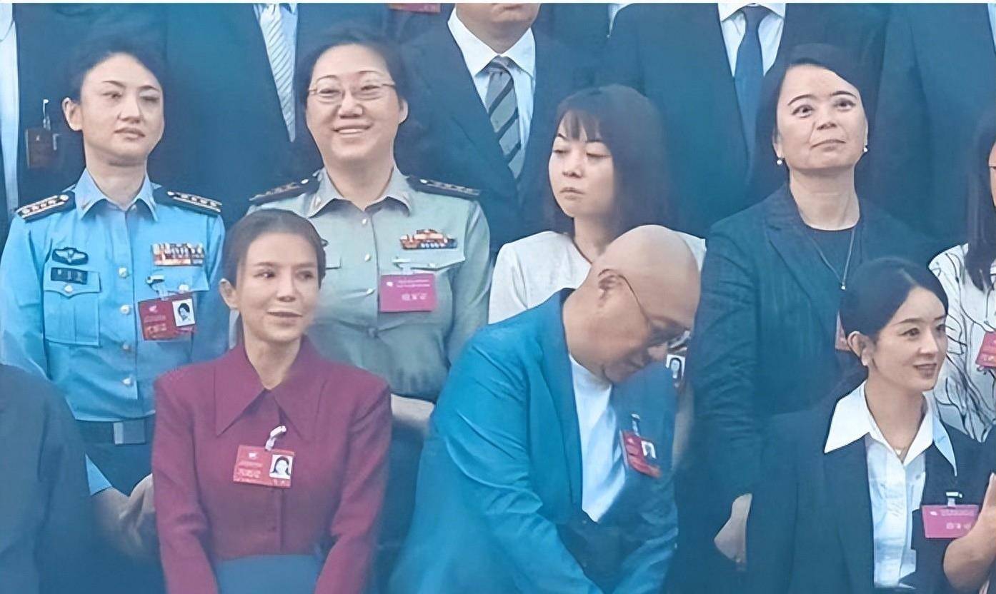 女星北京峰会,赵丽颖惊艳刘涛出挑周涛儒雅,朱迅时光留痕人难辨_气质
