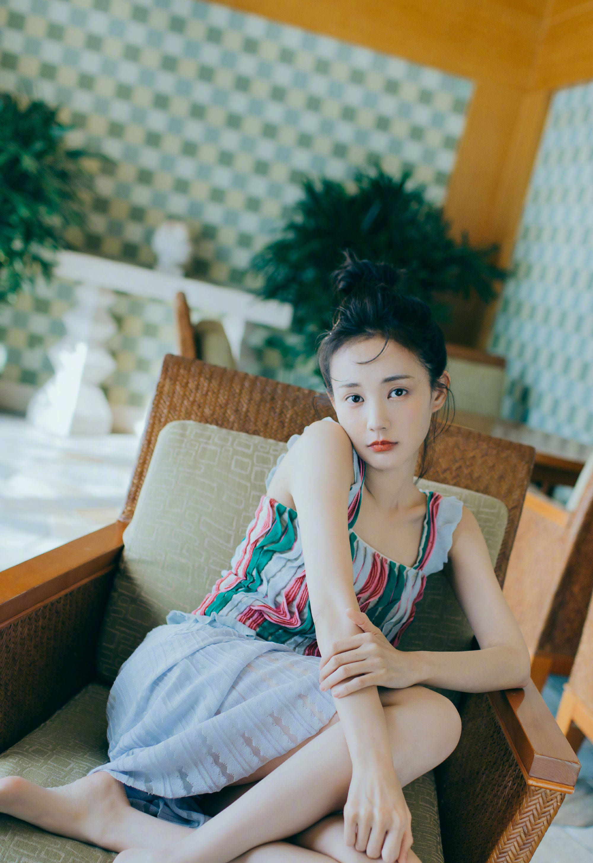 冯绍峰帮李一桐,从赵丽颖替身跃居到当红女星,冯绍峰是李一桐的贵人