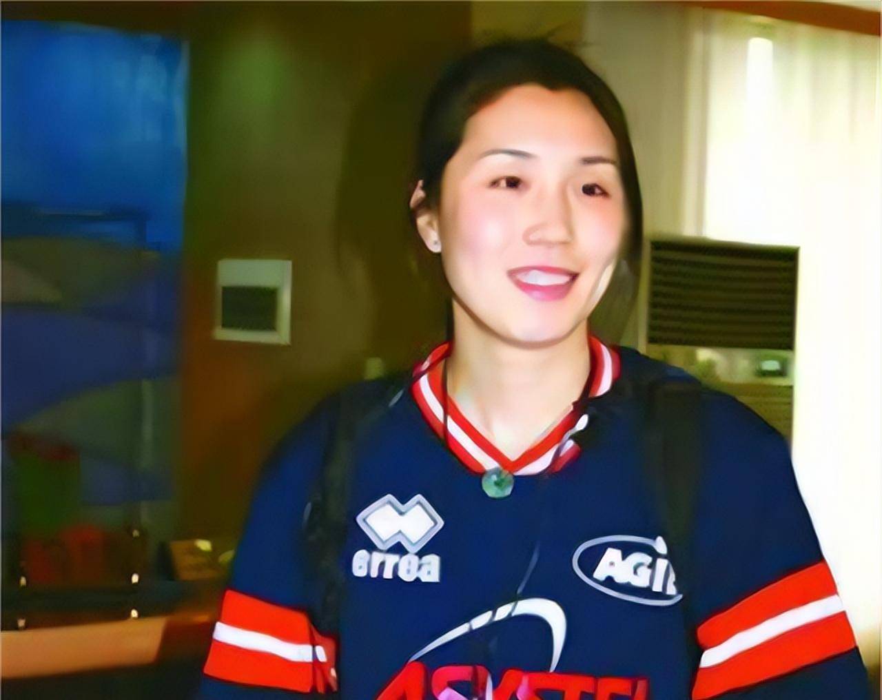 50岁前女排队长近况:面容松弛不复甜美,皱纹明显模样苍老_孙玥_排球