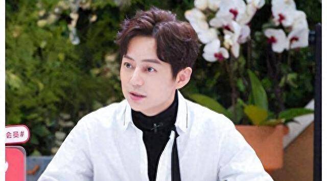 知名主持人何炅被保姆索赔119万,网友的评论真实!_事情_工资_母亲