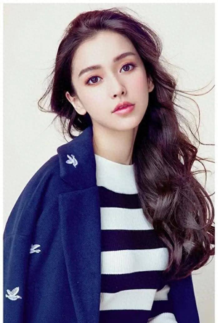 周笔畅自曝整完容,像刘诗诗,这是在打谁的脸?_明星_美女_观众