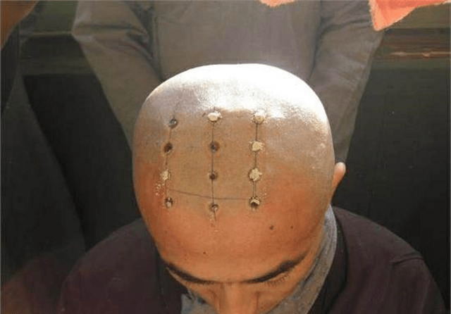 真实原因多数人都不知道_头顶_电影_宿债