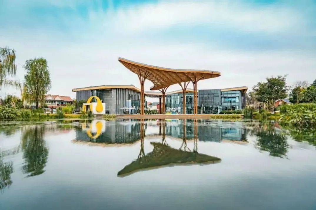 "途远模式"激活"空心村",张河村荣获"2023年中国美丽休闲乡村"称号