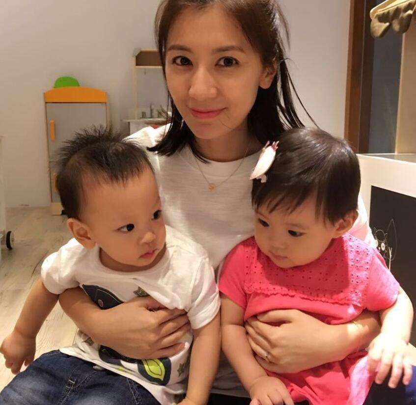 47岁贾静雯被计划四胎!