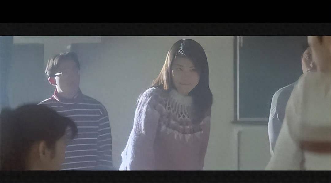 四月物语寺山世屋松隆子_四月物语摄影构图细节捕捉_四月物语中的电影
