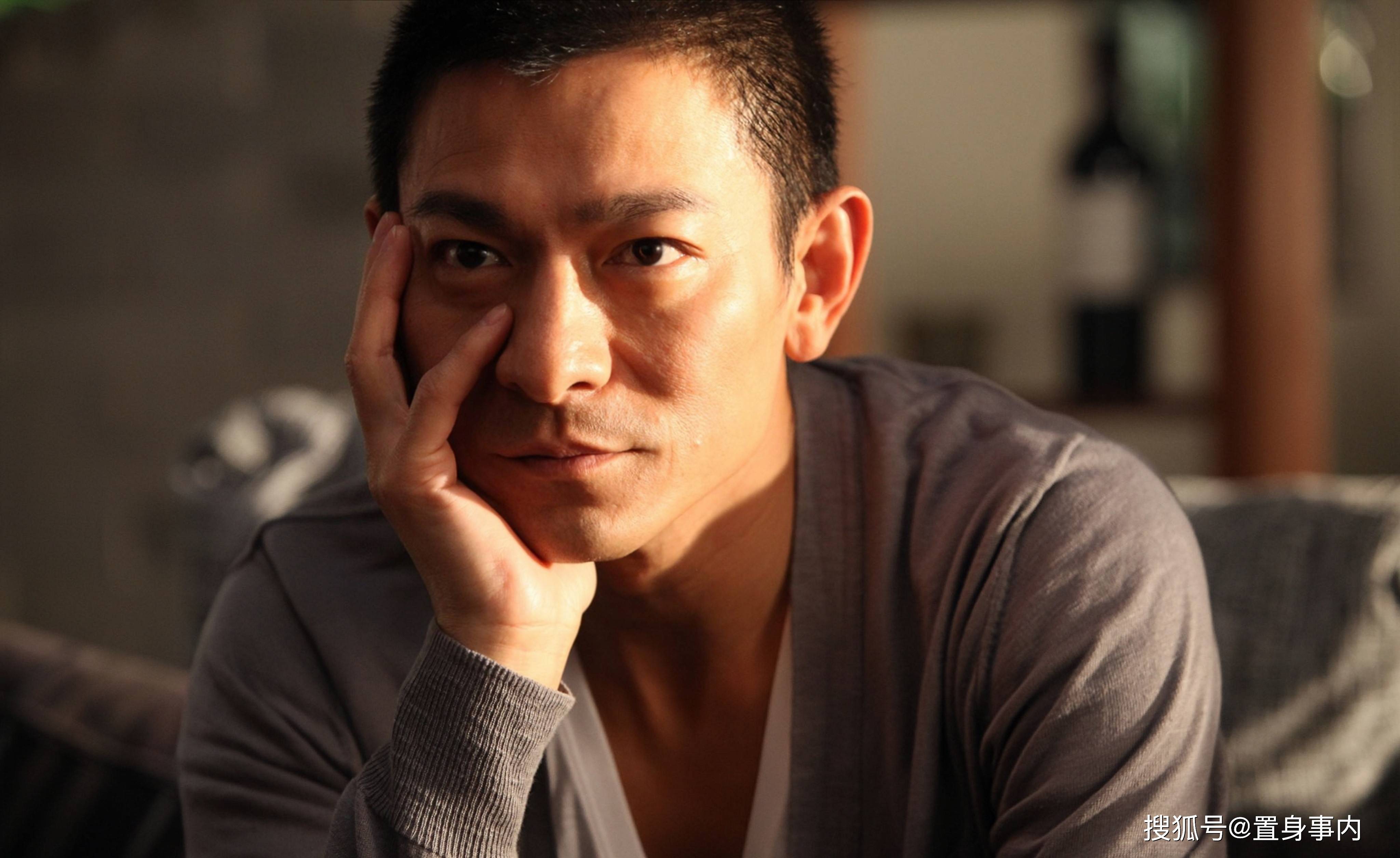 刘德华16年后再演反派,但凡演技拉胯点,都压不住这帮王炸配角_阿如那