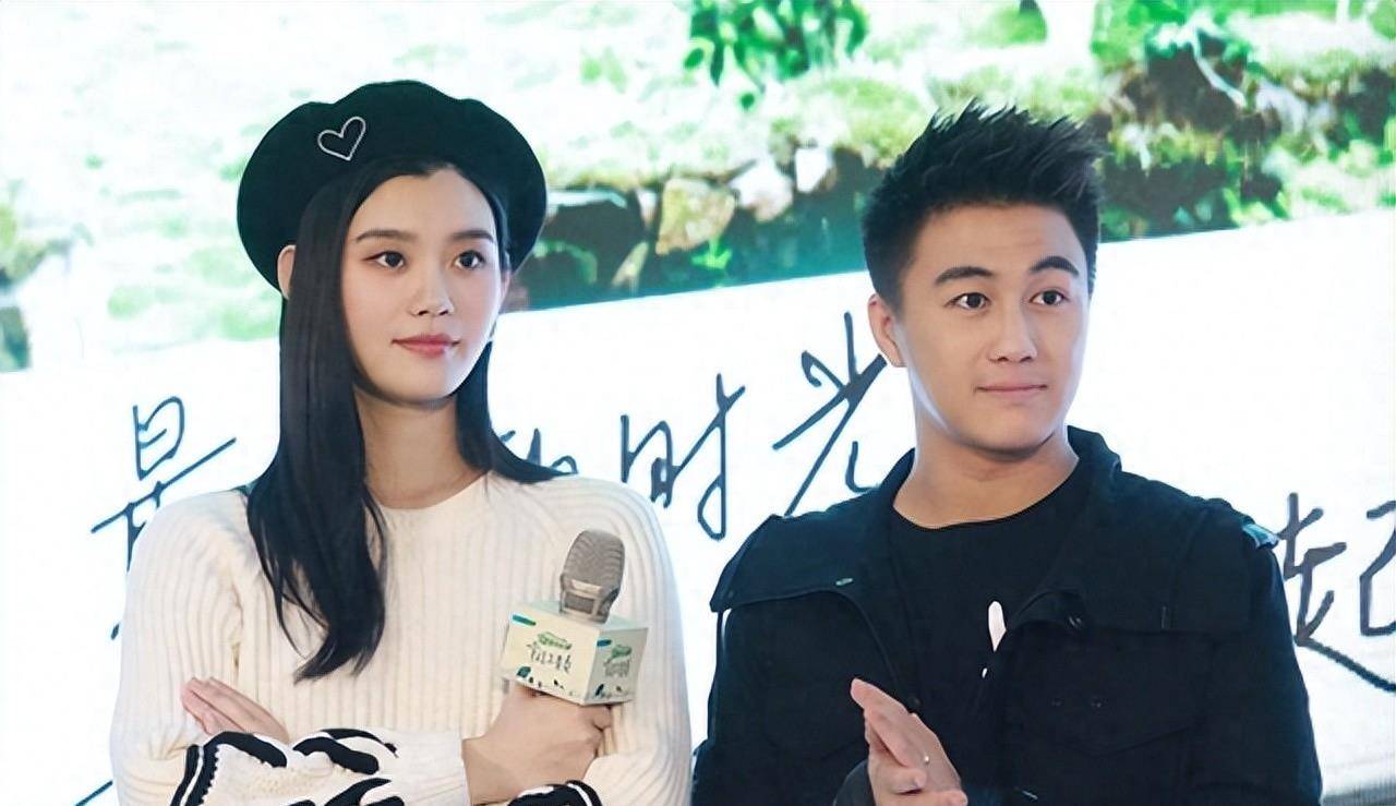 "维密超模"奚梦瑶穿长礼服出席活动 穿白色缎面长裙优雅大气_维多利亚