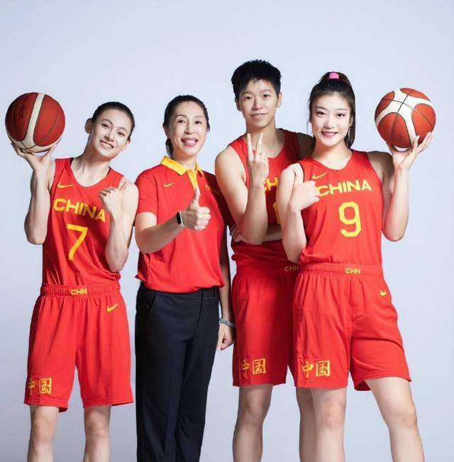 中国女篮王牌李梦归队,梦姐郑薇表态无惧日本韩国队_亚运会_球员_比赛
