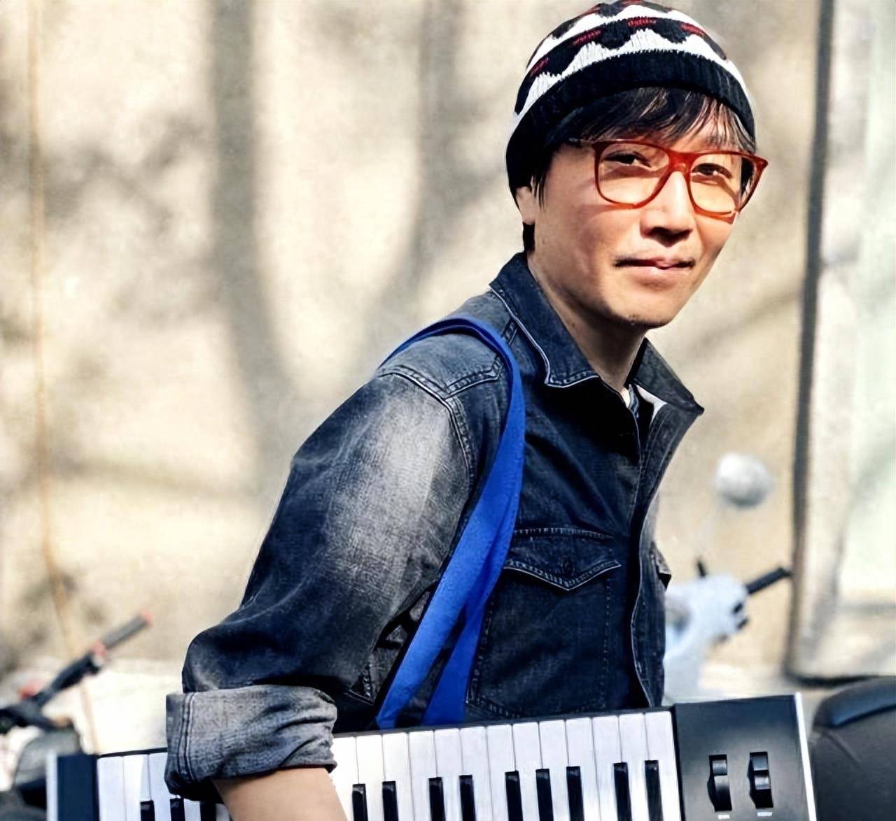 爱过徐静蕾,负了高圆圆,恋上瞿颖,今54岁孤身一人_张亚东_王菲_窦唯