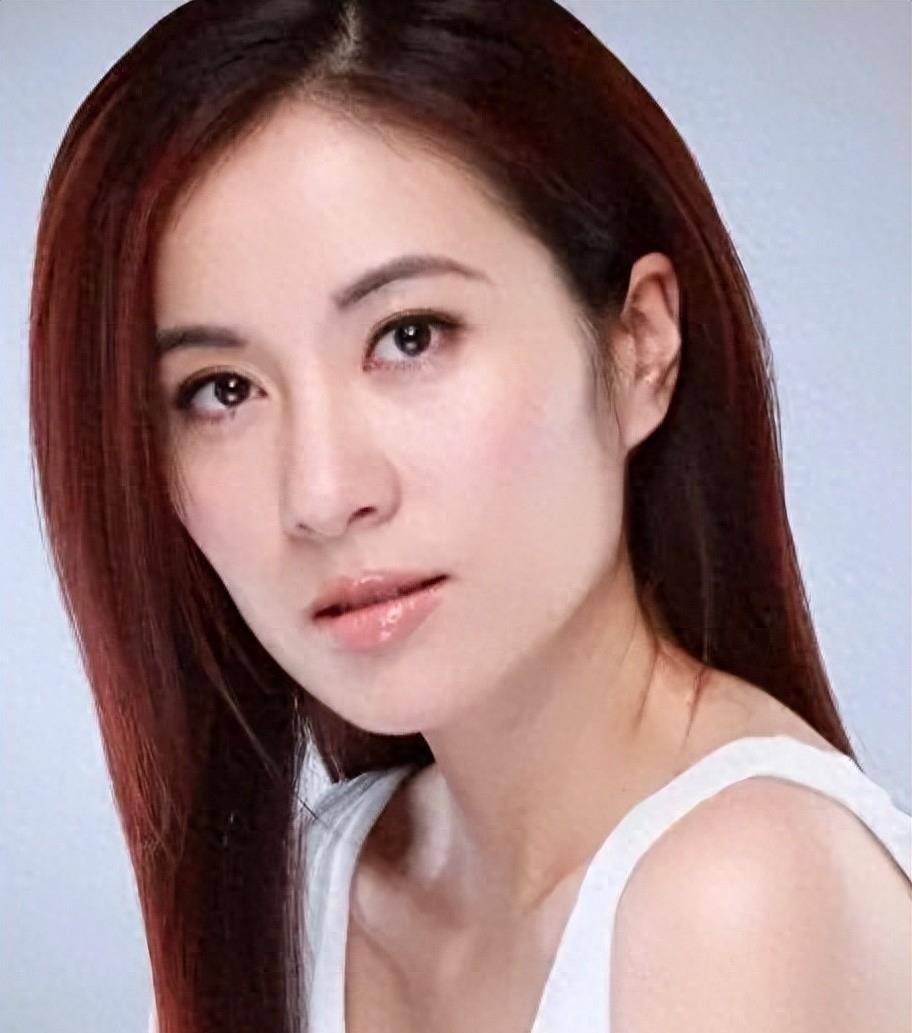 被狗咬毁容后,如今40岁靠演坏女人翻身_李依晓_玄夜_叶璇
