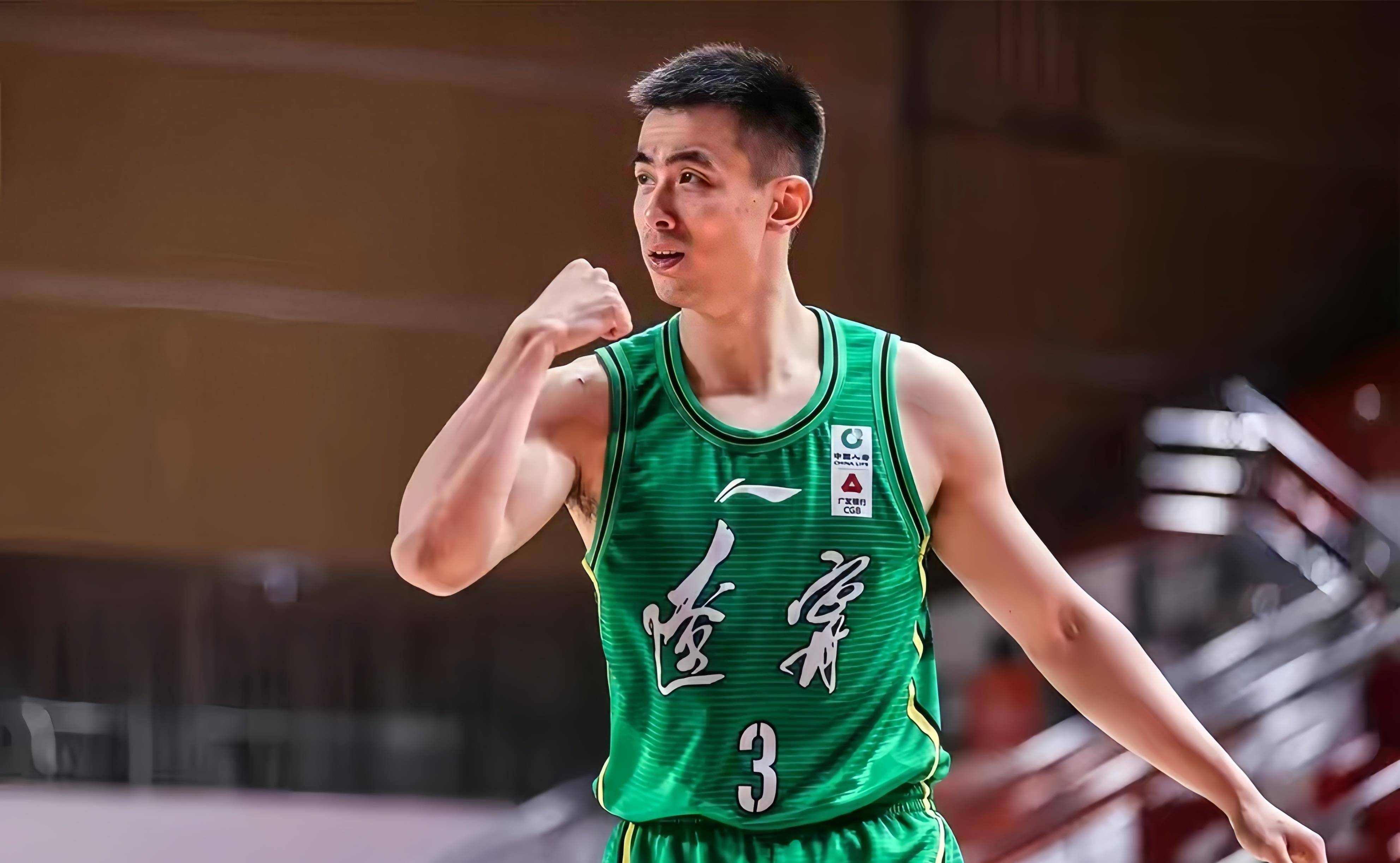 cba消息:曝辽篮3冠功勋将离队,曾繁日首秀7犯规,王少杰被放弃_比赛