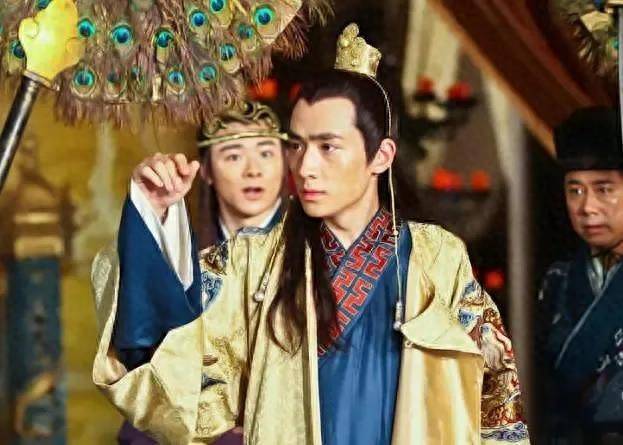 谦谦公子,温润如玉-朱一龙影视角色盘点,真正的演技派_胡杨_吴邪_薛自