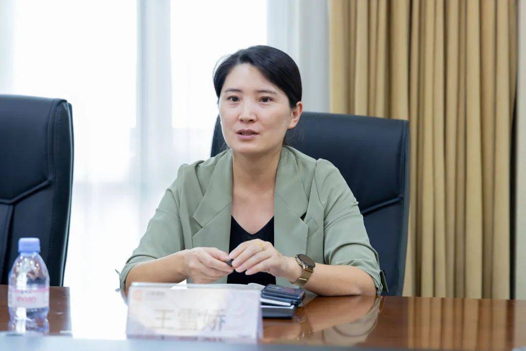 海南省陵水县投促局副局长王雪娇一行莅临分享通信集团考察指导_产业