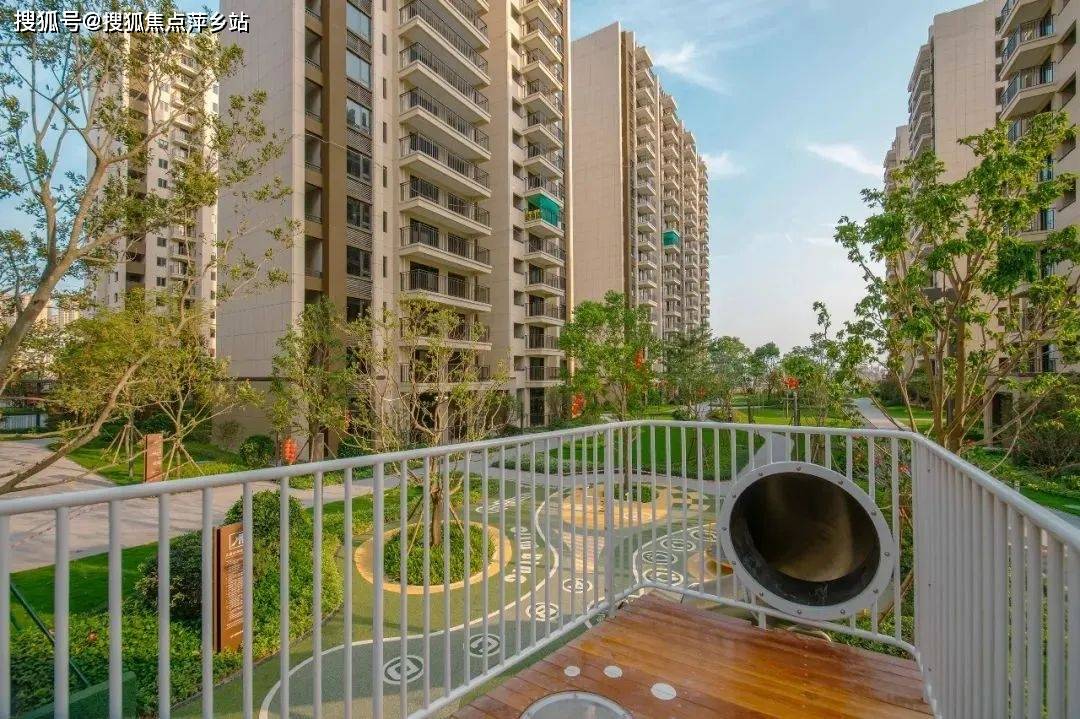 成长在汕头龙光·龙腾水岸花园,让童年时光缤纷多彩.