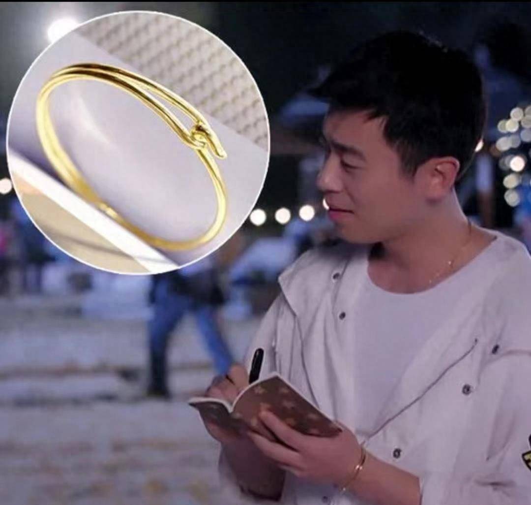 朱亚文不论是拍戏还是生活,总是佩戴个手镯,到底有什么意义?