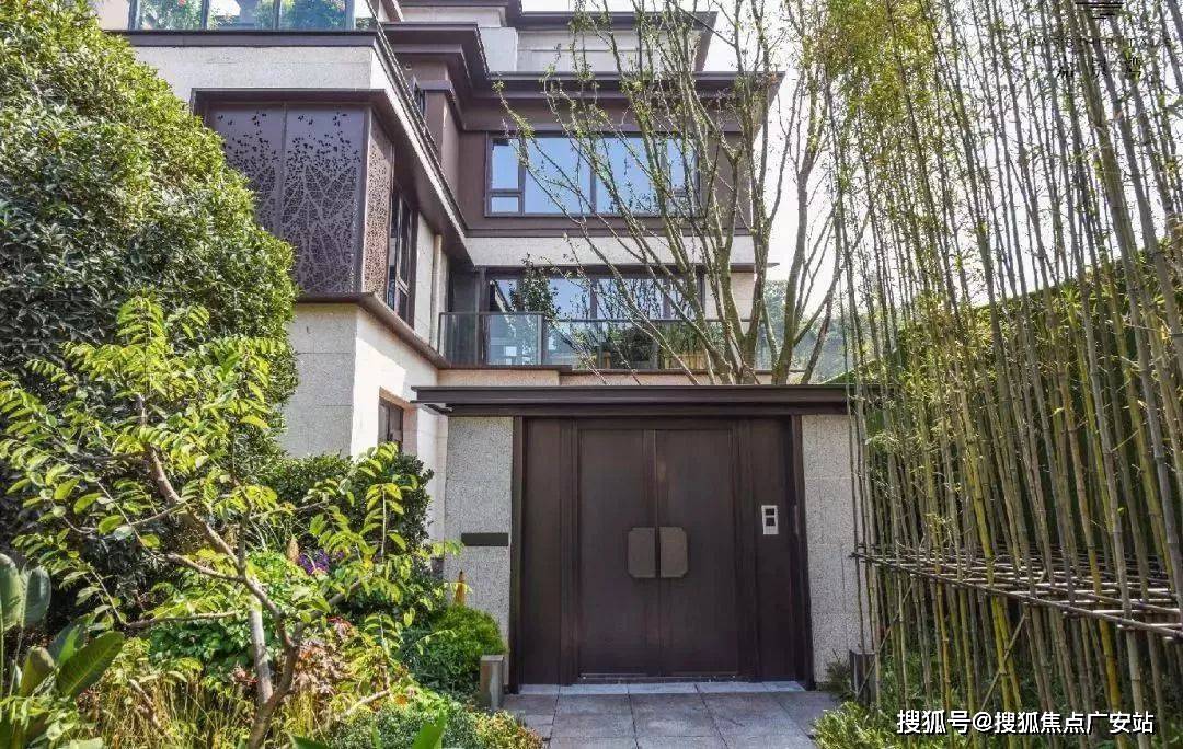 缘进嘉景湾后花园约17公里优雅江湾金海湾滨江公园由