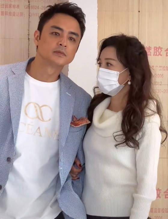 明道出镜被疑用假景,拍视频回怼,曾帮哥还债千万_网友_哥哥_张庭