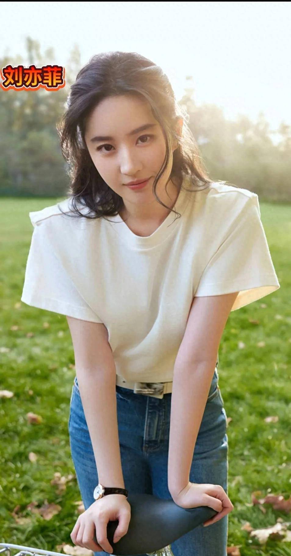 当红女明星紧身裤合集,身材大比拼,群星身材真的惊艳到我了