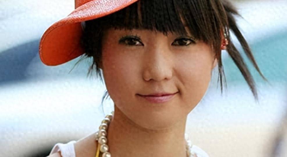 “网红模特”张筱雨,出道一年拍21套人体写真,今38岁仍孤身一人_搜狐网