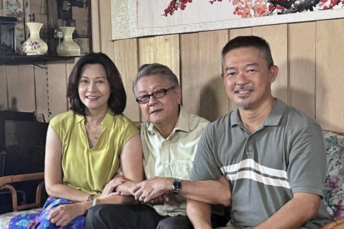 51岁演员张咏华爬山猝死,生前患抑郁症多次轻生,儿子透露细节_张永华