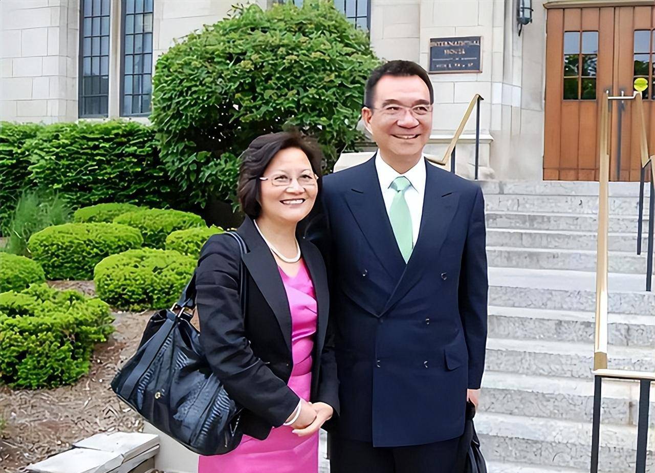 台湾一位连长冒死游泳回大陆,如今成中国顶级智囊_林正义_林毅夫_金门