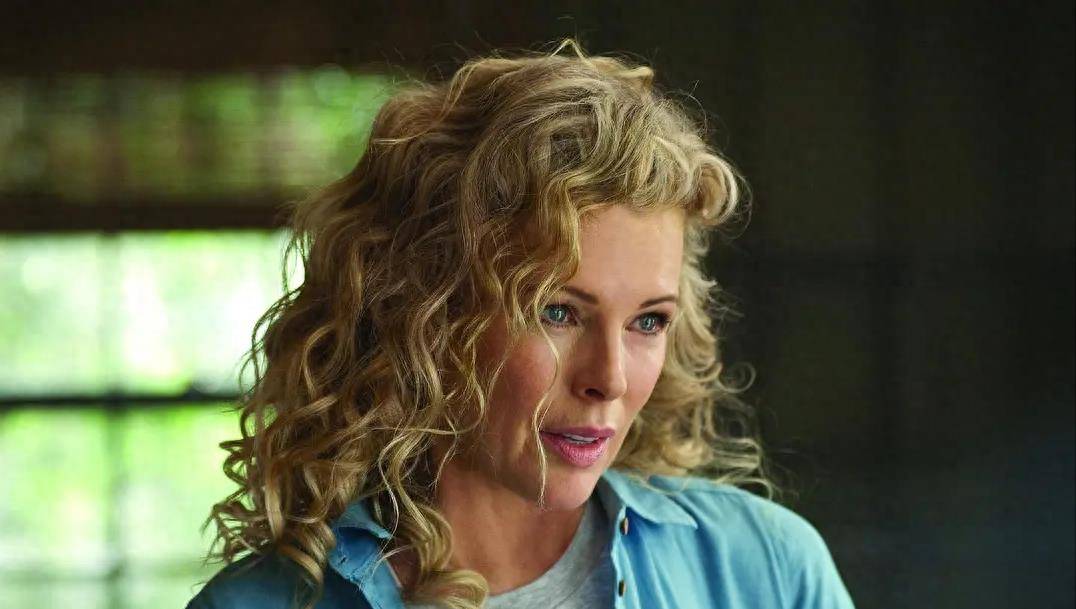 好莱坞女星金·贝辛格大尺度限制级电影(九)