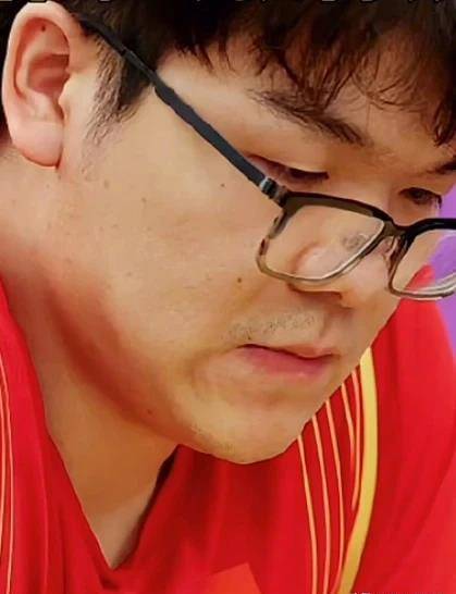 柯洁爆冷不敌徐浩鸿无缘金牌,评论区却被暖哭了,网友:好好收藏_亚运会