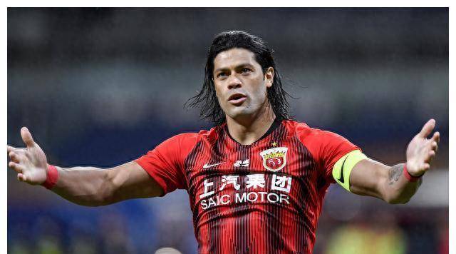 上港传奇球星揭秘:9亿身家让他成为中超首富!_胡尔克_资产_财富自由