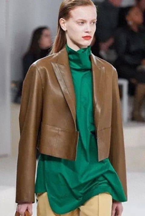 "秋季棕色"系穿搭大变身:打破常规,让你成为时尚圈的焦点!