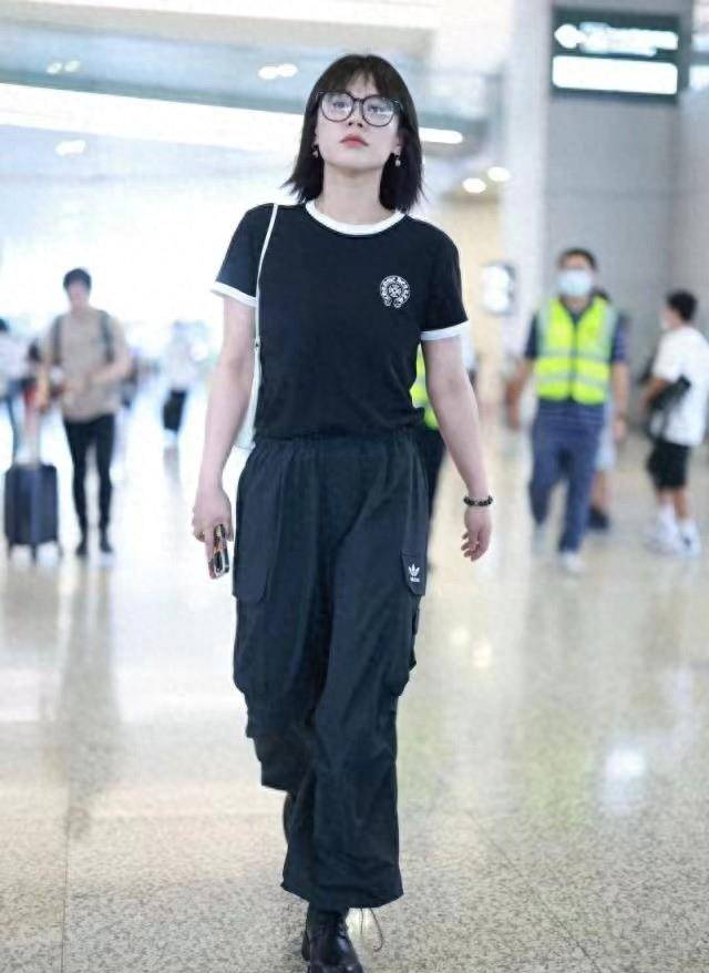 马思纯的体重一直变化很大.他体重增加得很快,减肥也很快.