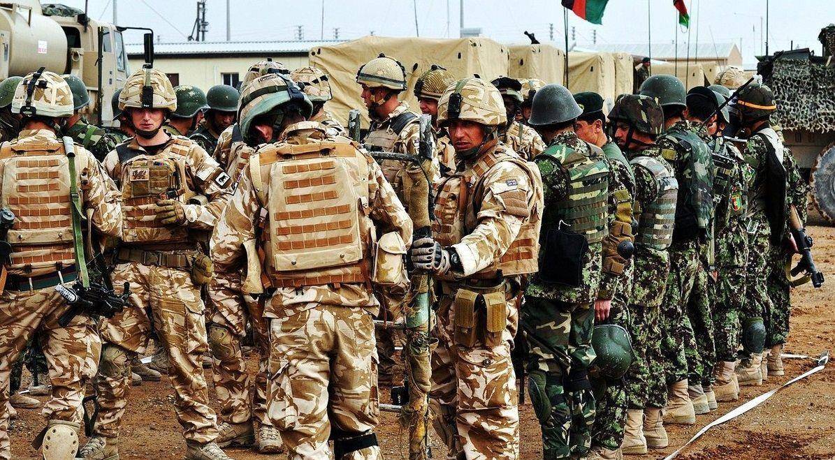 英军曾在阿富汗搞杀人比赛,谁来审判这些刽子手?_调查_手榴弹_英国